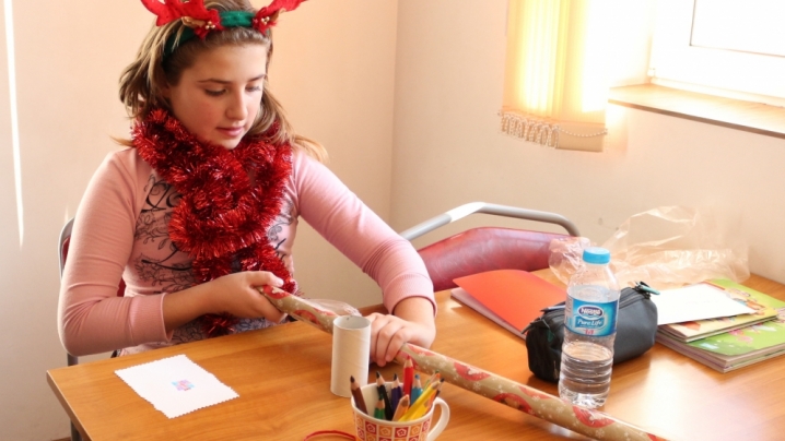 Christmas crackers - Learning by doing - преподавател Рая Очипалска